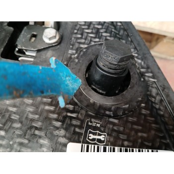 Recambio de travesaño superior para mercedes-benz gle (v167) gle 300 d 4-matic (167.109) referencia OEM IAM A1676206601  