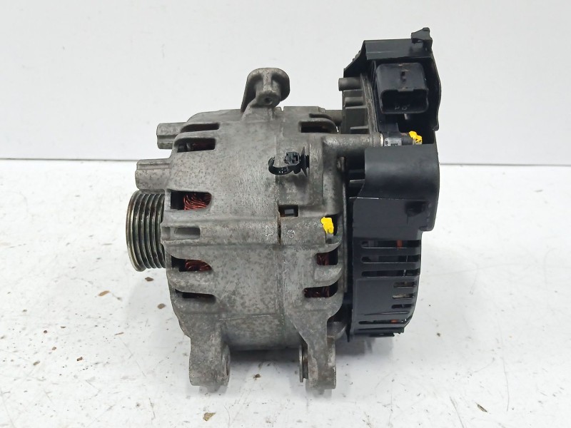 Recambio de alternador para peugeot 3008 ii suv (mc_, mr_, mj_, m4_) hybrid referencia OEM IAM 9820080280  