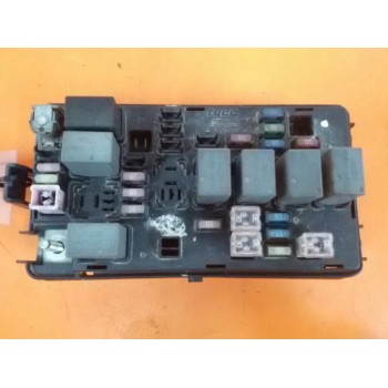 CAJA RELES / FUSIBLES 