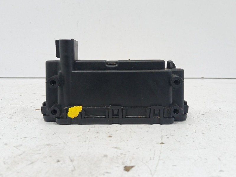 Recambio de modulo electronico para peugeot 3008 ii suv (mc_, mr_, mj_, m4_) hybrid referencia OEM IAM 9824468280   Recambio de modulo electronico para peugeot 3008 ii suv (mc_, mr_, mj_, m4_) hybrid referencia OEM IAM 9824468280