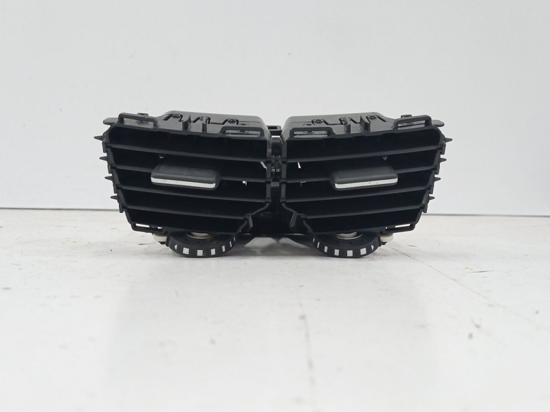 Recambio de rejilla aireadora para peugeot 3008 ii suv (mc_, mr_, mj_, m4_) hybrid referencia OEM IAM 96866080877  9686453677 Recambio de rejilla aireadora para peugeot 3008 ii suv (mc_, mr_, mj_, m4_) hybrid referencia OEM IAM 96866080877  9686453677