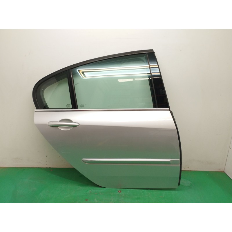 Recambio de puerta trasera derecha para renault laguna iii (bt0/1) 1.5 dci (bt00, bt0a, bt0t, bt1j) referencia OEM IAM   