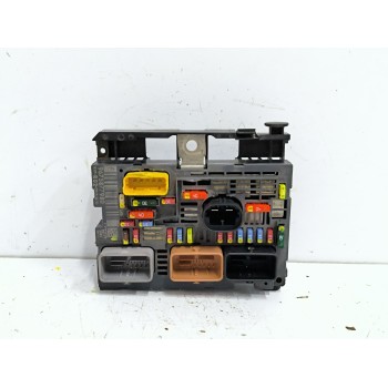 Recambio de caja reles / fusibles para citroën c5 iii (rd_) 2.0 hdi 140 referencia OEM IAM 9675877980  