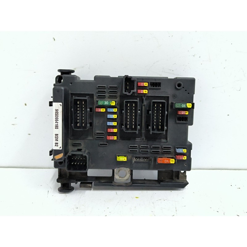 Recambio de caja fusibles para peugeot 206 hatchback (2a/c) 1.4 hdi eco 70 referencia OEM IAM 9650664180BSM  