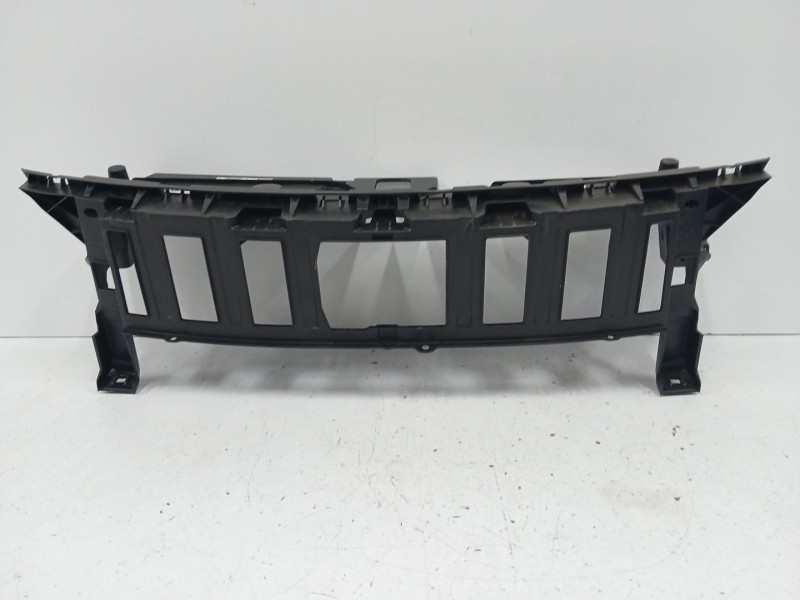 Recambio de travesaño superior para peugeot 3008 ii suv (mc_, mr_, mj_, m4_) hybrid referencia OEM IAM 9810634677   Recambio de travesaño superior para peugeot 3008 ii suv (mc_, mr_, mj_, m4_) hybrid referencia OEM IAM 9810634677