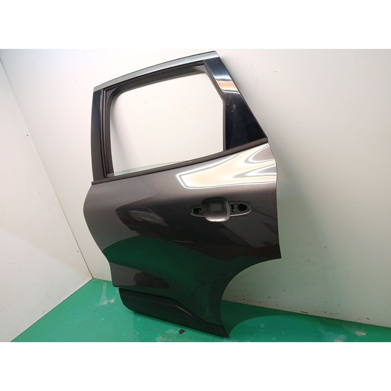 PUERTA TRASERA IZQUIERDA PLV4BS24631AM