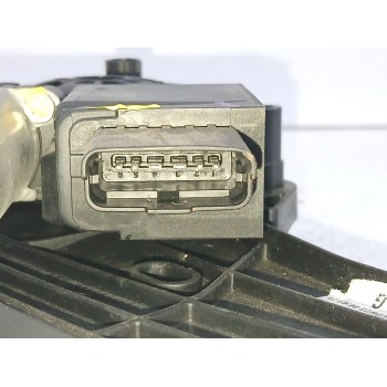 Recambio de elevalunas trasero izquierdo para peugeot 3008 ii suv (mc_, mr_, mj_, m4_) hybrid referencia OEM IAM 9840190280  983