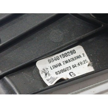 Recambio de elevalunas trasero izquierdo para peugeot 3008 ii suv (mc_, mr_, mj_, m4_) hybrid referencia OEM IAM 9840190280  983