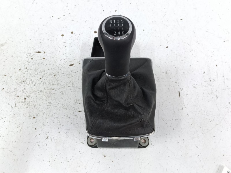 Recambio de palanca cambio para opel astra h (a04) 1.3 cdti (l48) referencia OEM IAM 055351706 Recambio de palanca cambio para opel astra h (a04) 1.3 cdti (l48) referencia OEM IAM 055351706