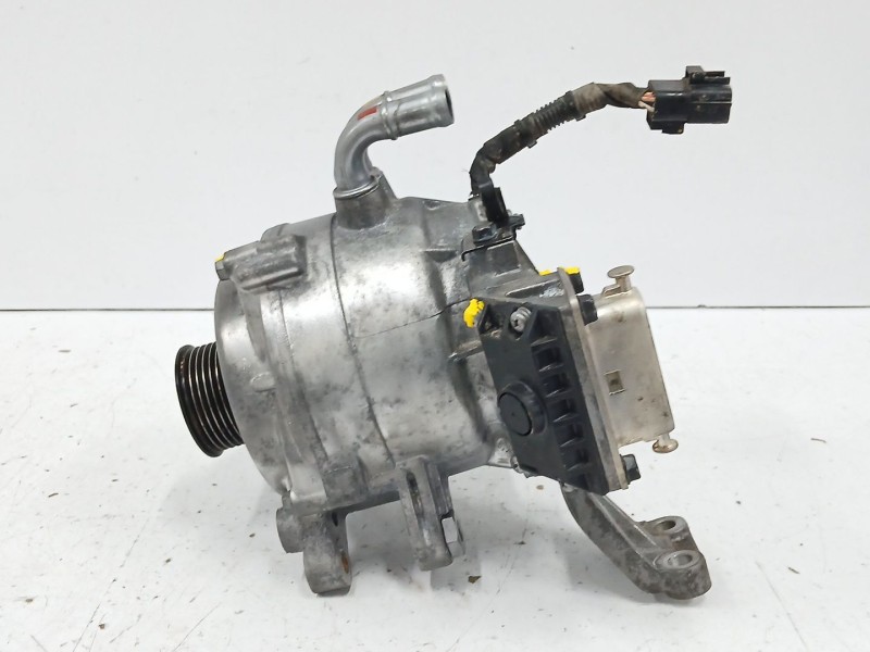 Recambio de alternador para kia niro i (de) 1.6 gdi hybrid referencia OEM IAM 3739003900  