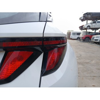 PILOTO TRASERO DERECHO 92402N7000 