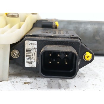 Recambio de elevalunas delantero derecho para mitsubishi space star monospace (dg_a) 1.3 16v (dg1a) referencia OEM IAM 013082178