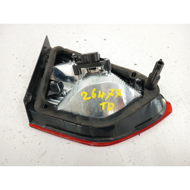 PILOTO TRASERO DERECHO INTERIOR