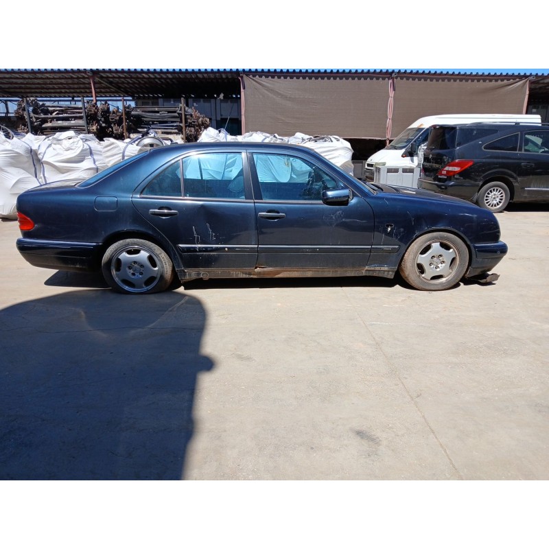 MERCEDES-BENZ CLASE E (W210) 2002