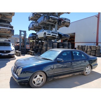 mercedes-benz clase e (w210) del año 2002