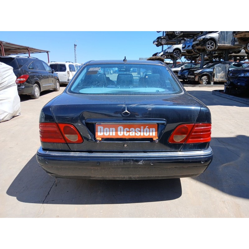 MERCEDES-BENZ CLASE E (W210) 2002