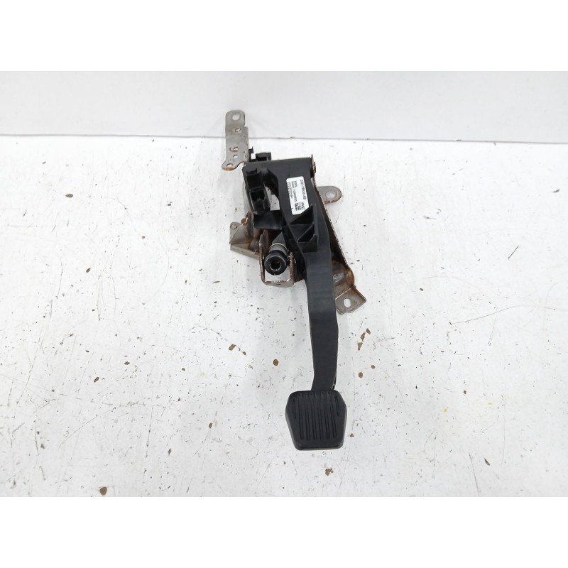 PEDAL EMBRAGUE