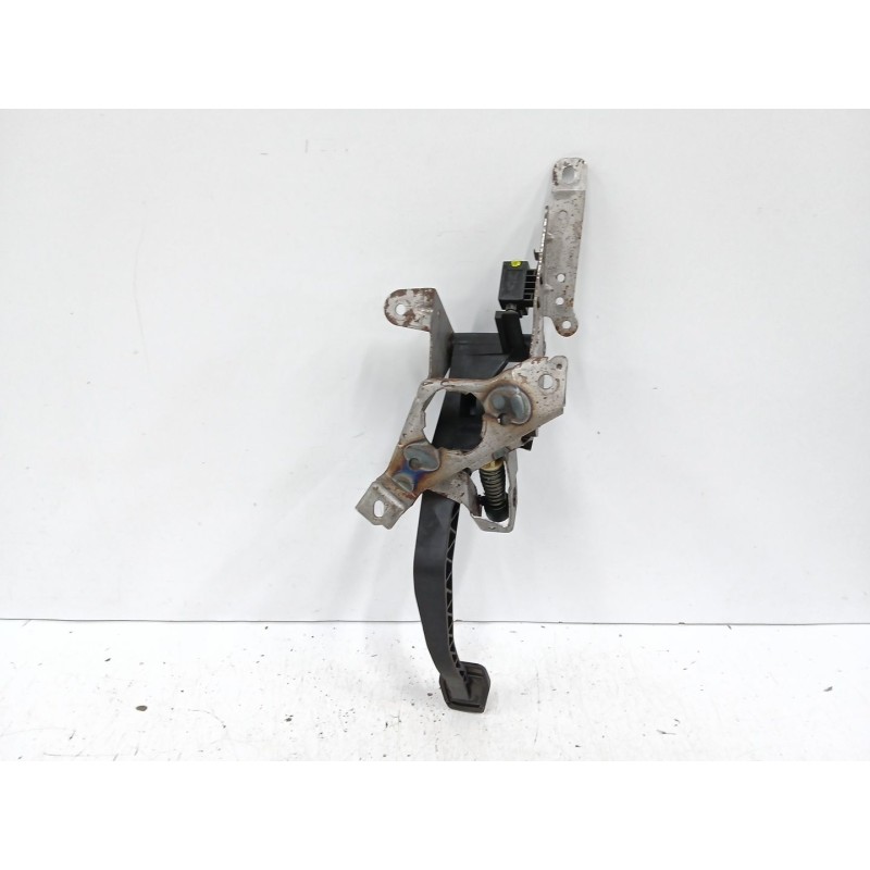 PEDAL EMBRAGUE