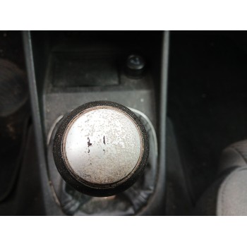 alfa romeo 147 (937_) del año 2001