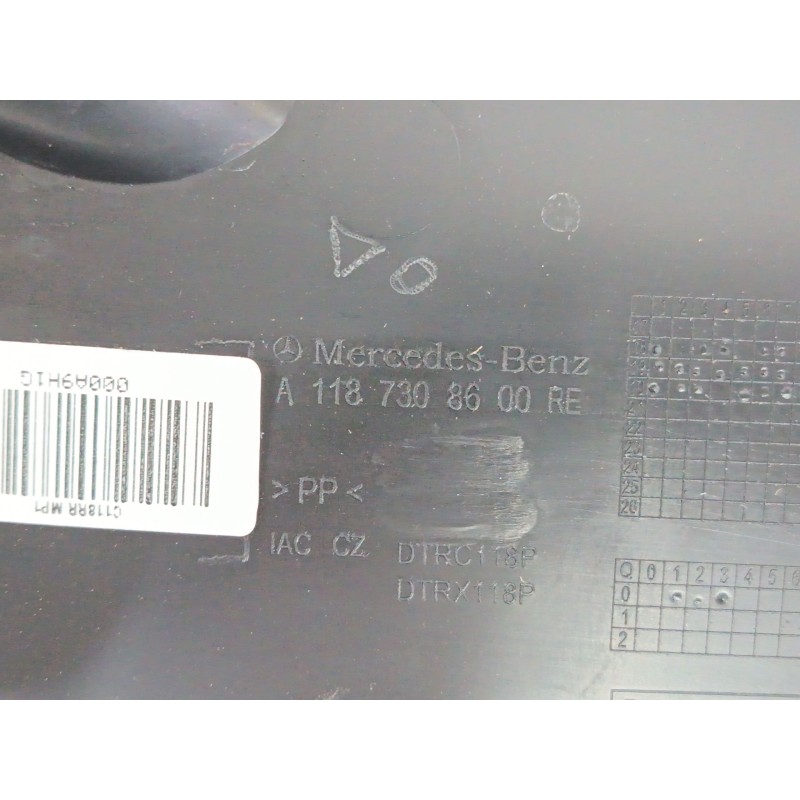 GUARNECIDO PUERTA TRASERA DERECHA A1187306000 A1187306600