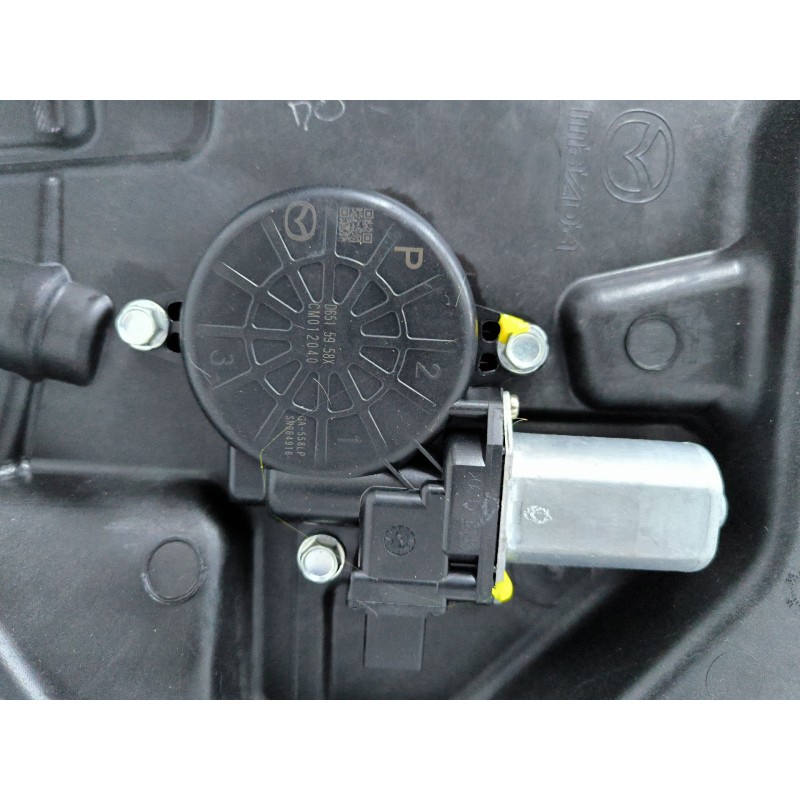 ELEVALUNAS TRASERO IZQUIERDO