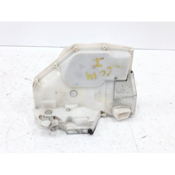 Recambio de cerradura puerta delantera izquierda para suzuki swift iii (mz, ez) 1.3 (rs 413) referencia OEM IAM   