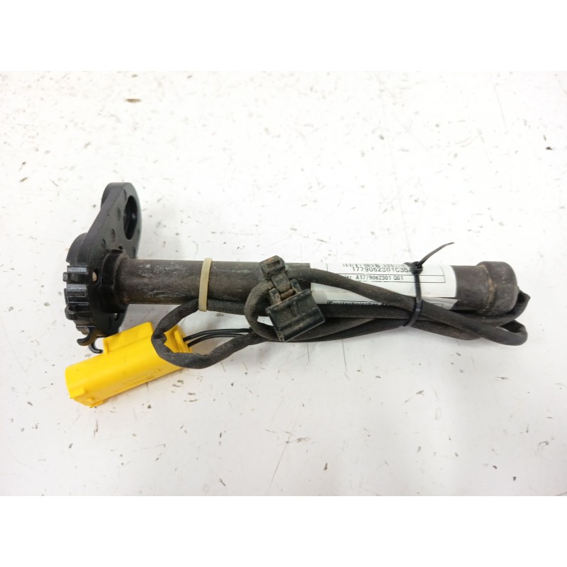 Recambio de amortiguadores capo para mercedes-benz cla (c118) cla 250 e (118.386) referencia OEM IAM A1779062301  