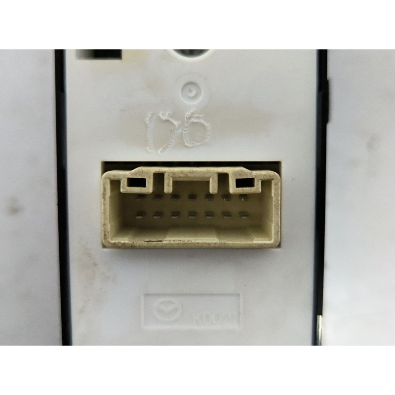 MANDO ELEVALUNAS DELANTERO IZQUIERDO