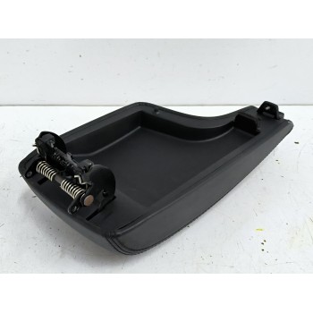 Recambio de apoyabrazos central para mazda cx-5 (ke, gh) 2.2 d (ke2fw) referencia OEM IAM   