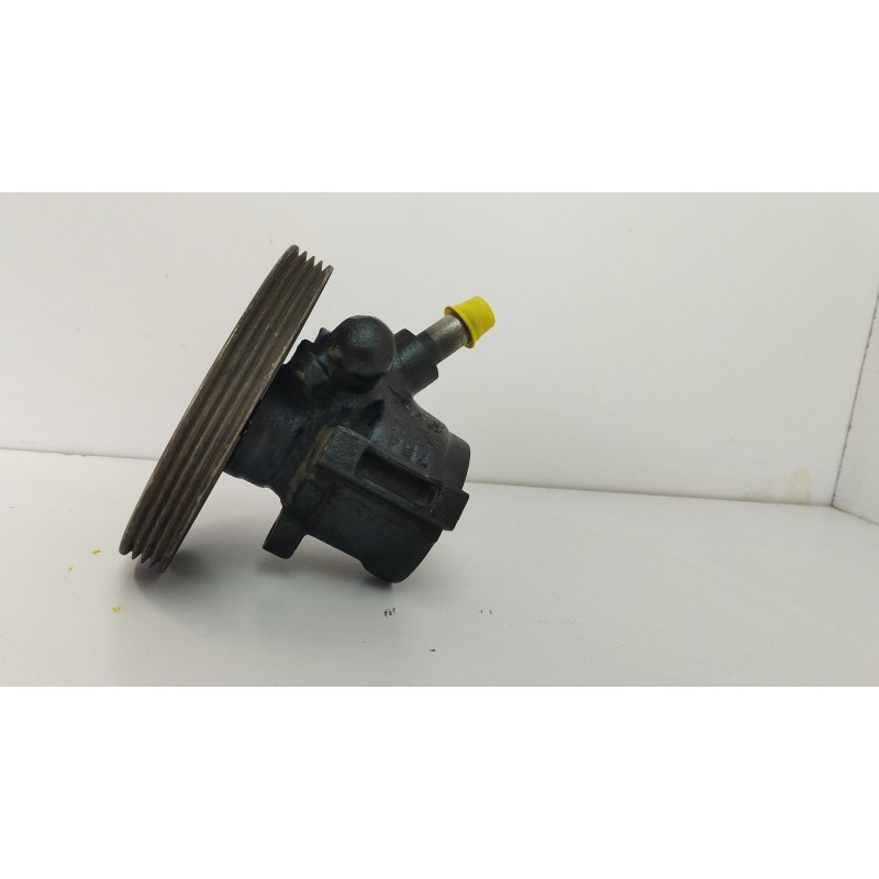Recambio de bomba direccion para peugeot 309 ii (3c, 3a) 1.9 gti referencia OEM IAM 7839999  