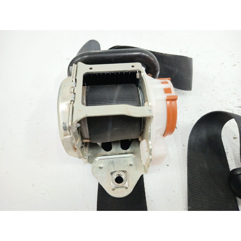 CINTURON SEGURIDAD DELANTERO DERECHO