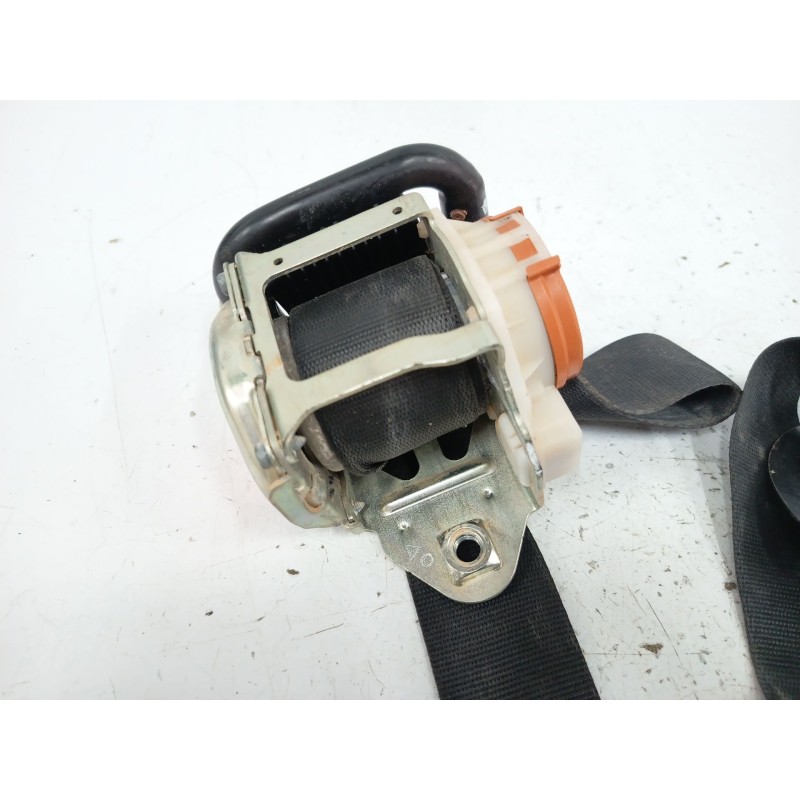 CINTURON SEGURIDAD DELANTERO IZQUIERDO