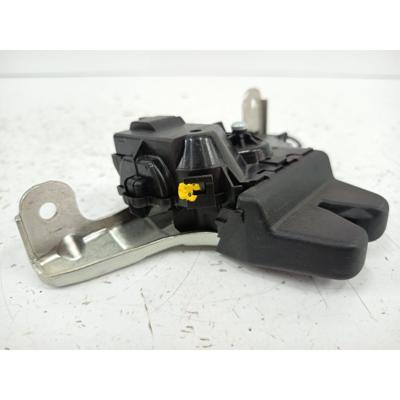 CERRADURA MALETERO / PORTON