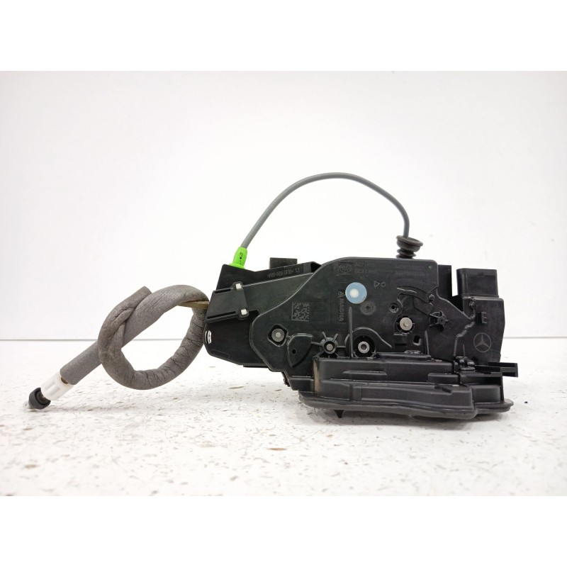 CERRADURA PUERTA TRASERA IZQUIERDA A1770032999