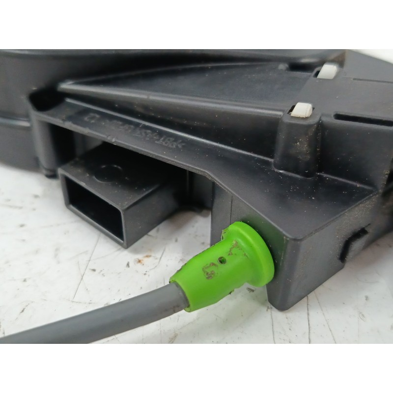 CERRADURA PUERTA TRASERA IZQUIERDA A1770032999