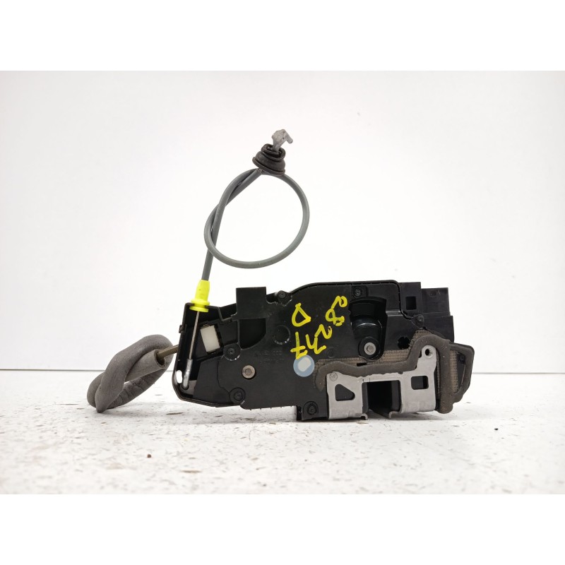 CERRADURA PUERTA DELANTERA DERECHA A1770032899