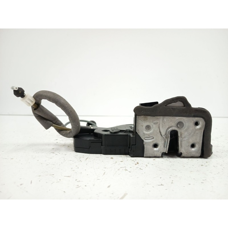 Recambio de cerradura puerta delantera izquierda para mercedes-benz cla (c118) cla 250 e (118.386) referencia OEM IAM A099720330