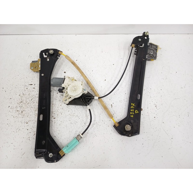 Recambio de elevalunas delantero derecho para mercedes-benz cla (c118) cla 250 e (118.386) referencia OEM IAM A0009061607  