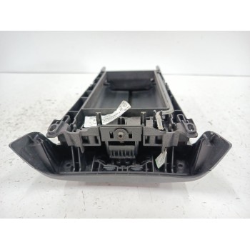 Recambio de apoyabrazos central para mercedes-benz cla (c118) cla 250 e (118.386) referencia OEM IAM 1385379 A1776806603 