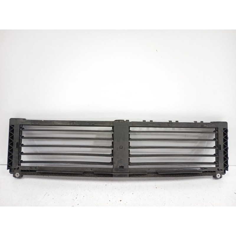 Recambio de canalizador de aire para mercedes-benz cla (c118) cla 250 e (118.386) referencia OEM IAM A1778850103  