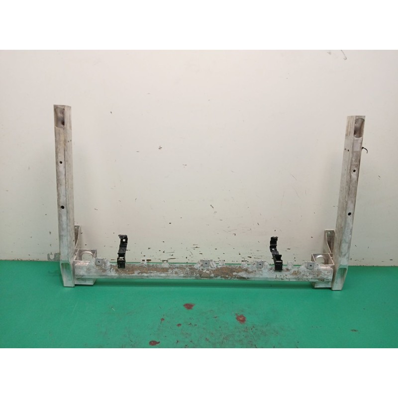 Recambio de travesaño inferior para mercedes-benz clase a (w177) a 200 d (177.012) referencia OEM IAM A1776204500 A1776225100 