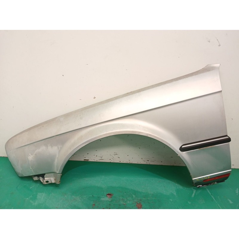 Recambio de aleta delantera izquierda para bmw 3 (e30) 320 i referencia OEM IAM 41351968489  