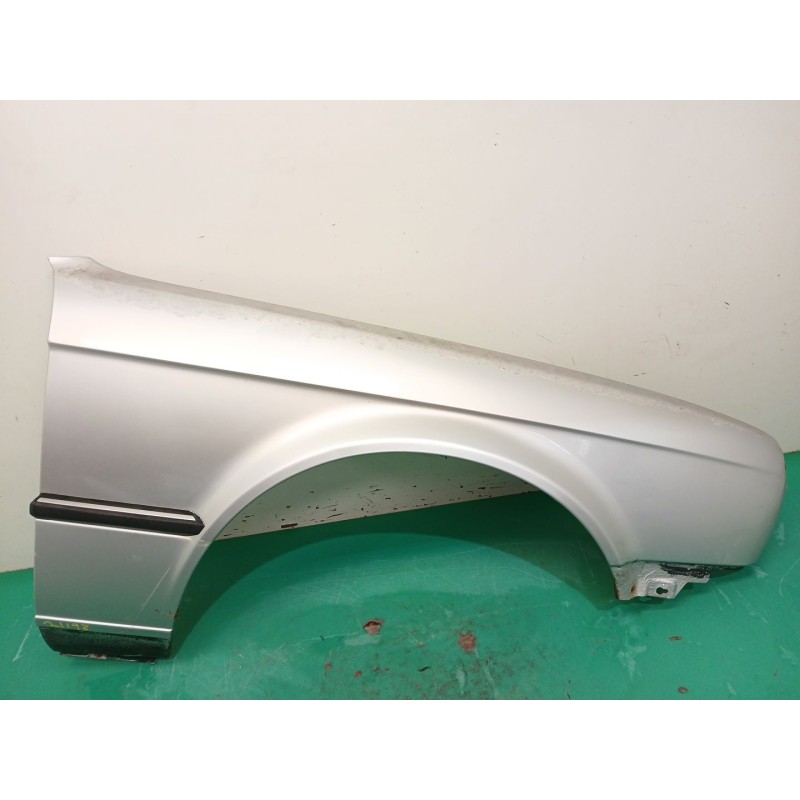 Recambio de aleta delantera derecha para bmw 3 (e30) 320 i referencia OEM IAM 41351968490  