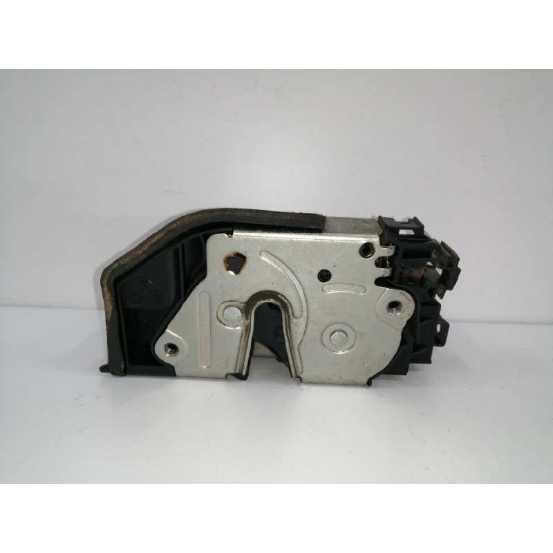 Recambio de cerradura puerta delantera derecha para bmw x3 (e83) 2.0 d referencia OEM IAM 7167076  