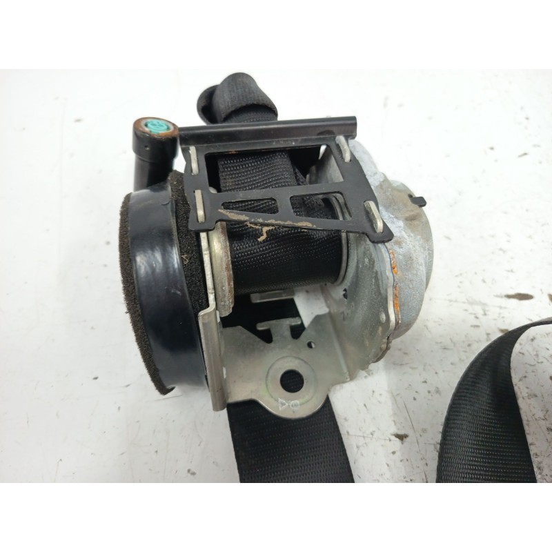 CINTURON SEGURIDAD TRASERO DERECHO