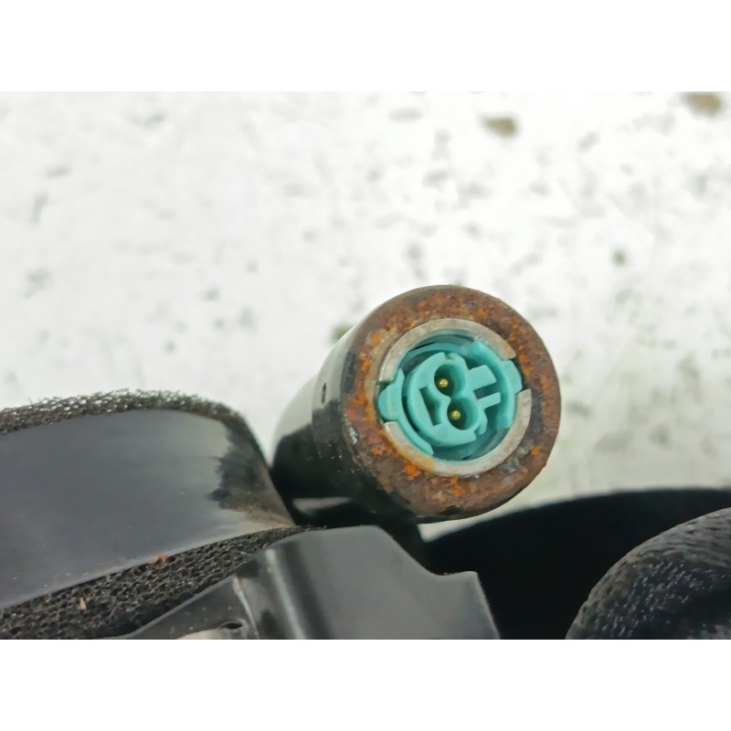 CINTURON SEGURIDAD TRASERO DERECHO