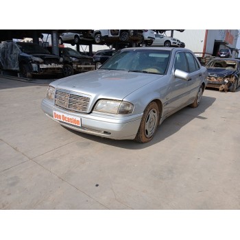 mercedes-benz clase c (w202) del año 2000