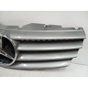 Recambio de rejilla delantera para mercedes-benz sl (r230) 500 (230.475) referencia OEM IAM A2308800683  