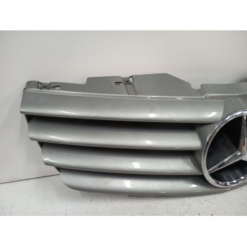 Recambio de rejilla delantera para mercedes-benz sl (r230) 500 (230.475) referencia OEM IAM A2308800683  