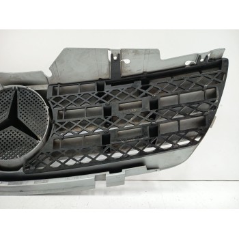 Recambio de rejilla delantera para mercedes-benz sl (r230) 500 (230.475) referencia OEM IAM A2308800683  